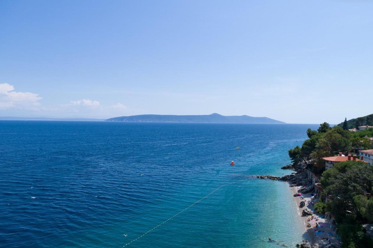 Beachfront Apartment Rosa Del Mar Jardin Moscenicka Draga Ngoại thất bức ảnh